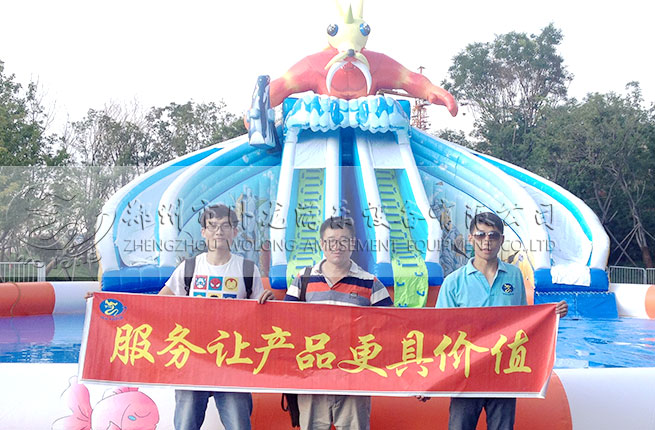 怪獸來(lái)襲